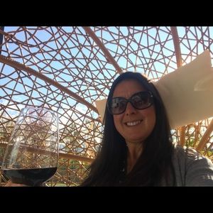 Meet your Posher, Julie